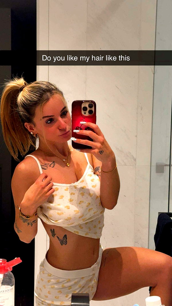 kaitlyn_krems snapchat image archive image
