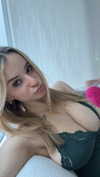 kaitlyn_krems Altpins Profile Picture