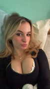 kaitlyn_krems Altpins Profile Picture