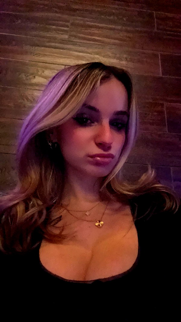 kaitlyn_krems snapchat image archive image