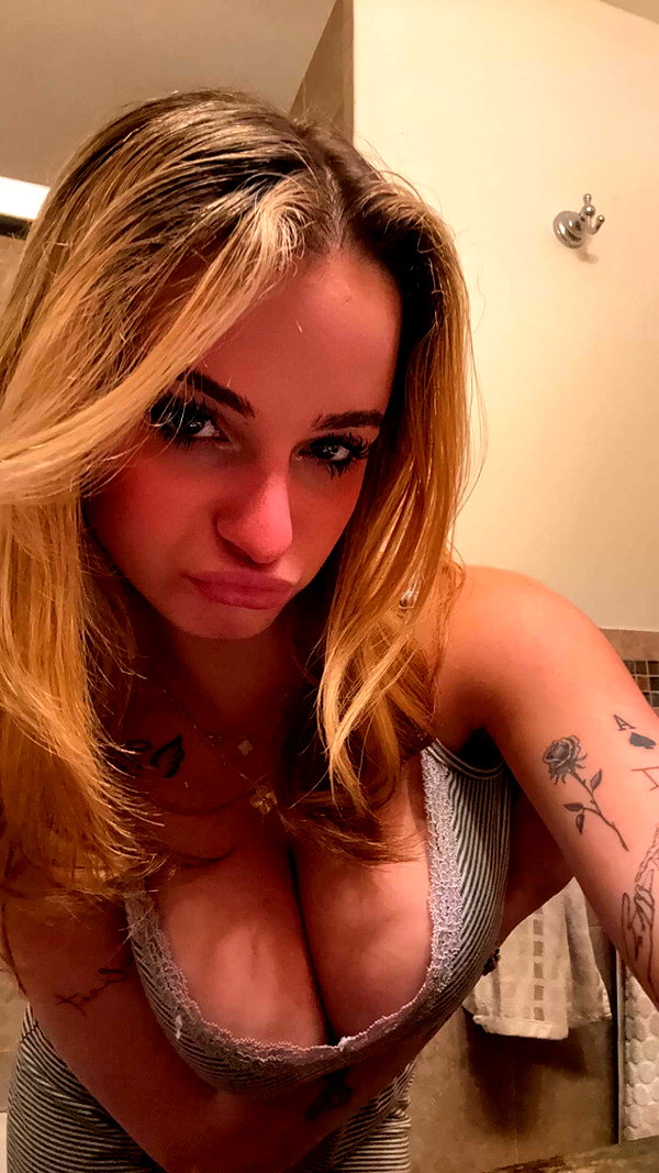 kaitlyn_krems snapchat image archive image
