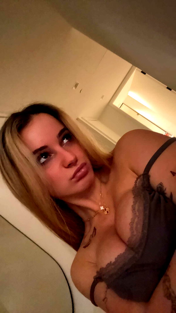 kaitlyn_krems snapchat image archive image