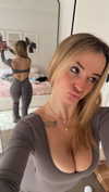 kaitlyn_krems Altpins Profile Picture