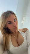 kaitlyn_krems Altpins Profile Picture