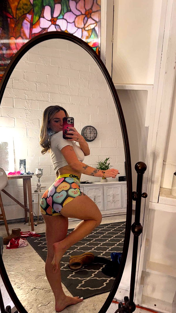 kaitlyn_krems snapchat image archive image