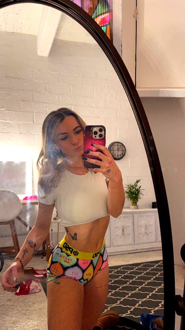 kaitlyn_krems snapchat image archive image