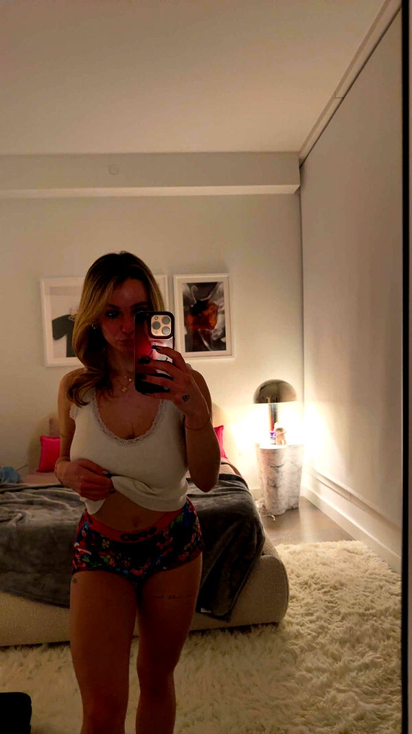 kaitlyn_krems snapchat image archive image