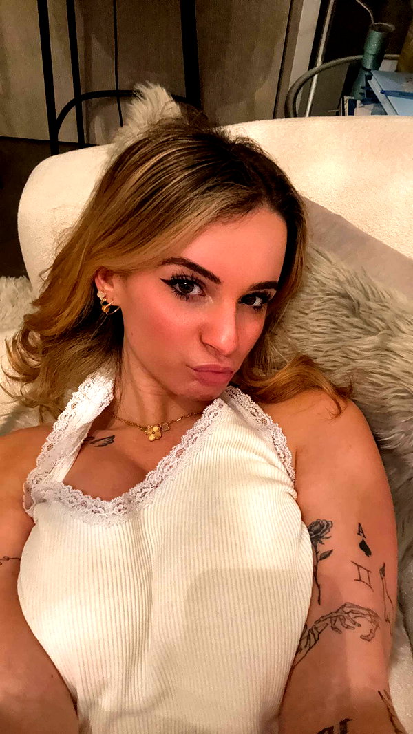 kaitlyn_krems snapchat image archive image