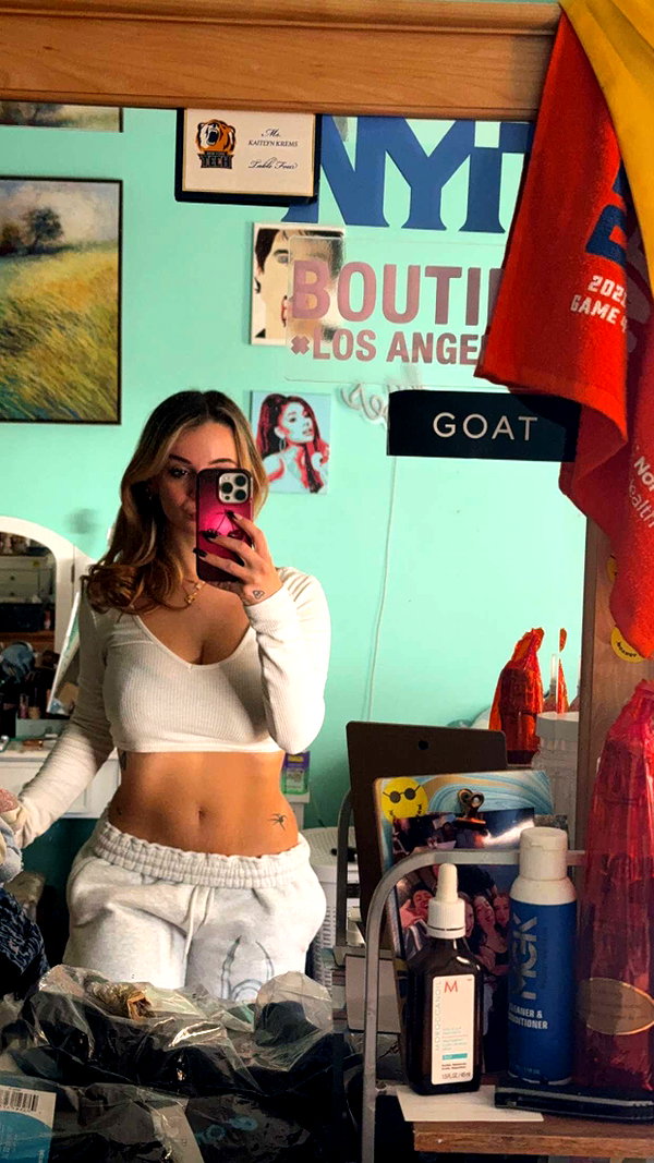 kaitlyn_krems snapchat image archive image