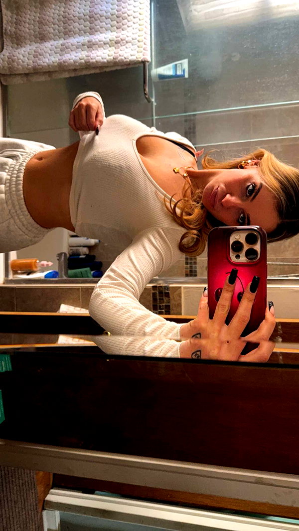 kaitlyn_krems snapchat image archive image