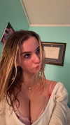 kaitlyn_krems Altpins Profile Picture
