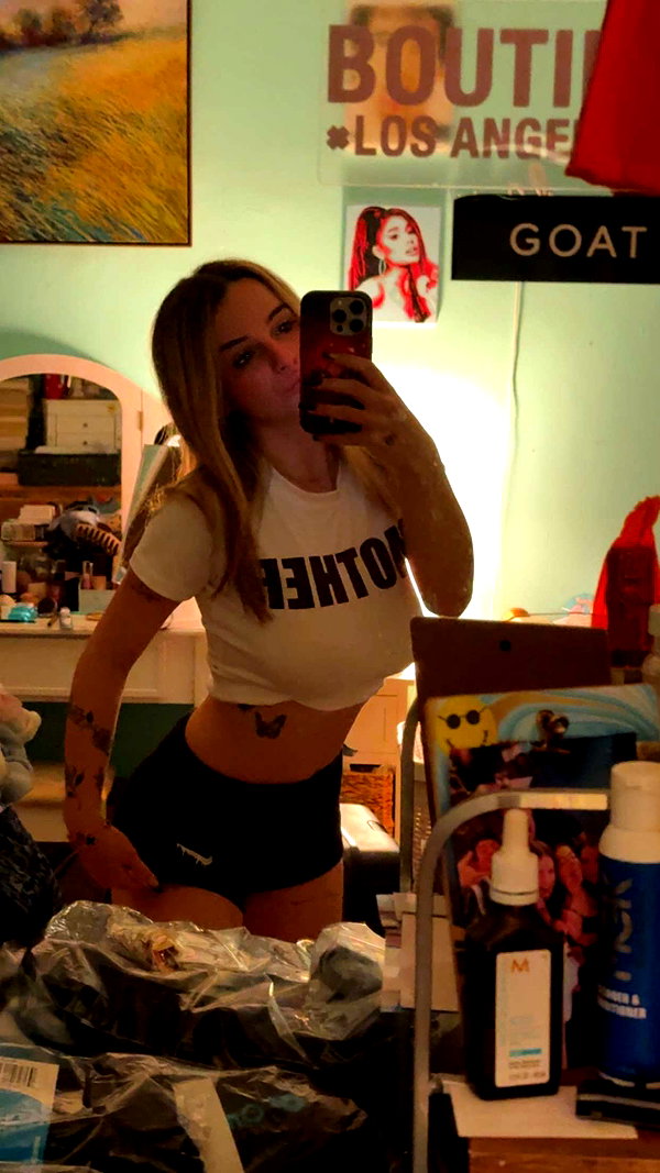 kaitlyn_krems snapchat image archive image