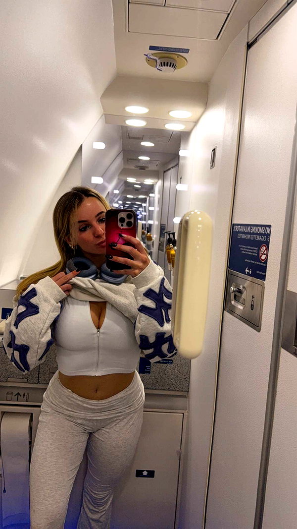 kaitlyn_krems snapchat image archive image