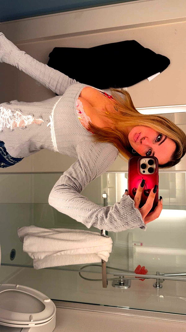 kaitlyn_krems snapchat image archive image