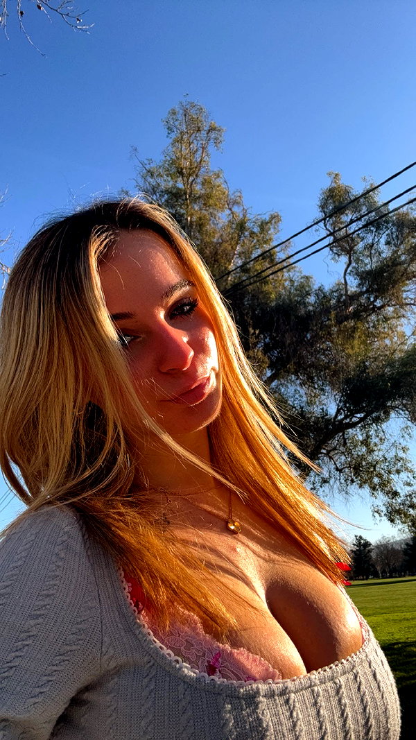 kaitlyn_krems snapchat image archive image