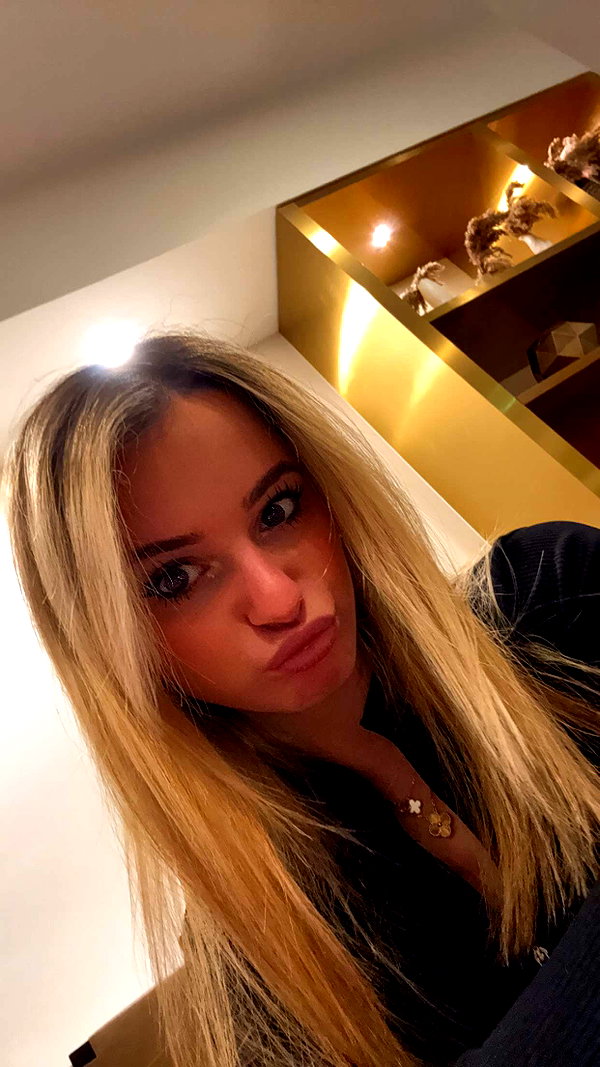 kaitlyn_krems snapchat image archive image