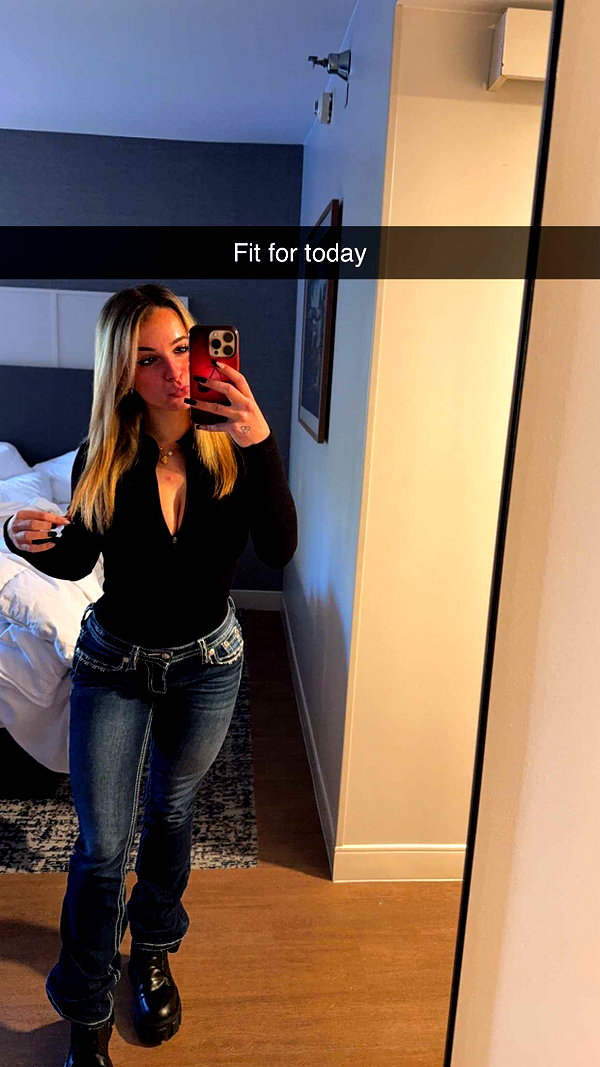 kaitlyn_krems snapchat image archive image