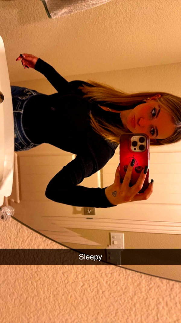 kaitlyn_krems snapchat image archive image