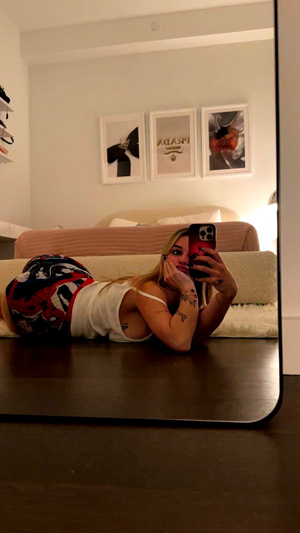 kaitlyn_krems snapchat image archive image