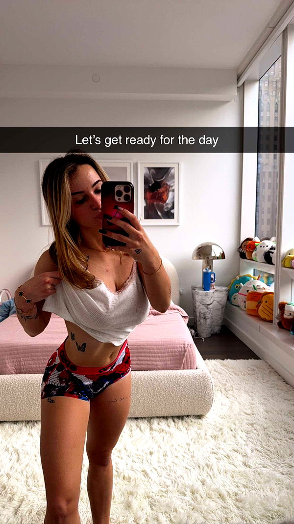 kaitlyn_krems snapchat image archive image