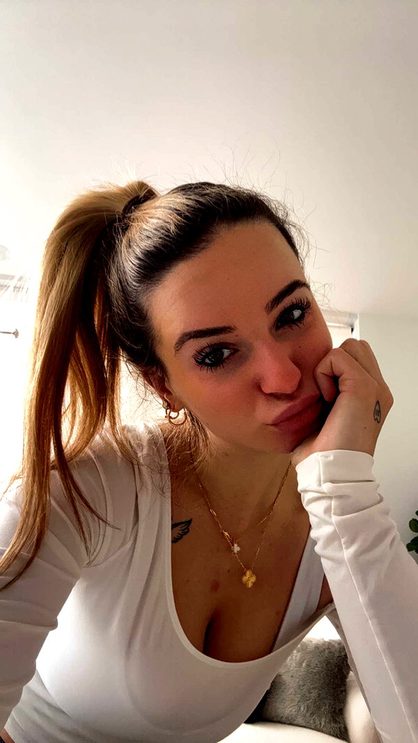 kaitlyn_krems snapchat image archive image