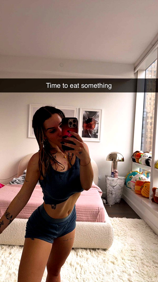 kaitlyn_krems snapchat image archive image
