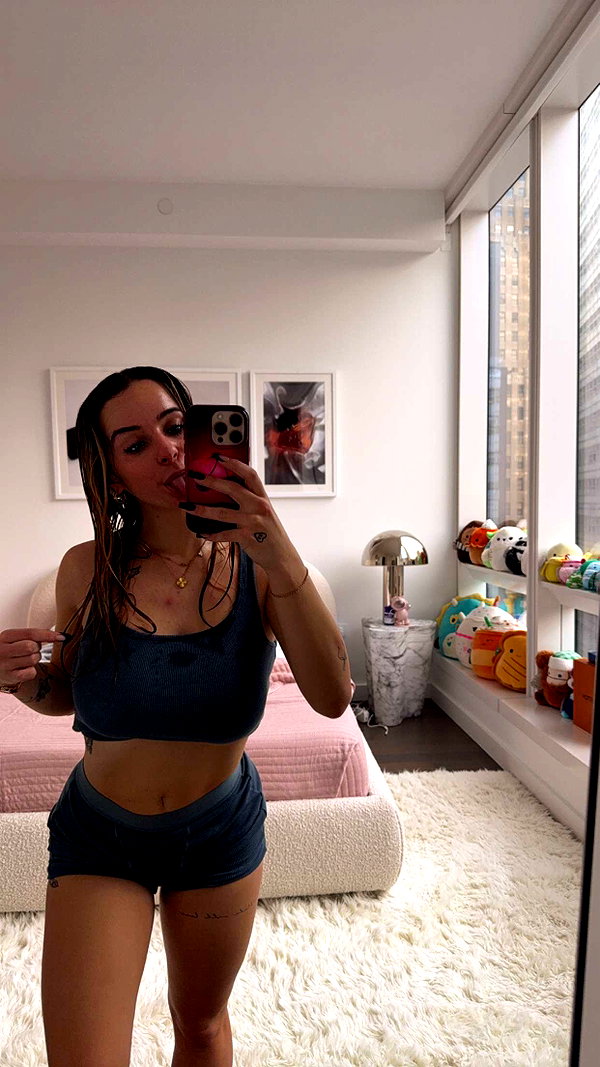 kaitlyn_krems snapchat image archive image