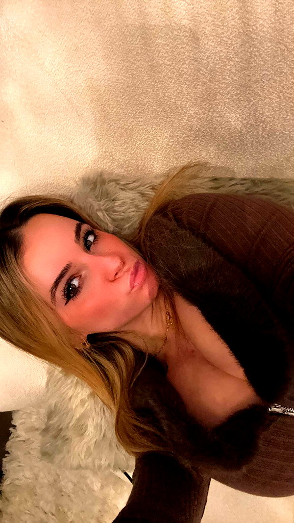 kaitlyn_krems snapchat image archive image