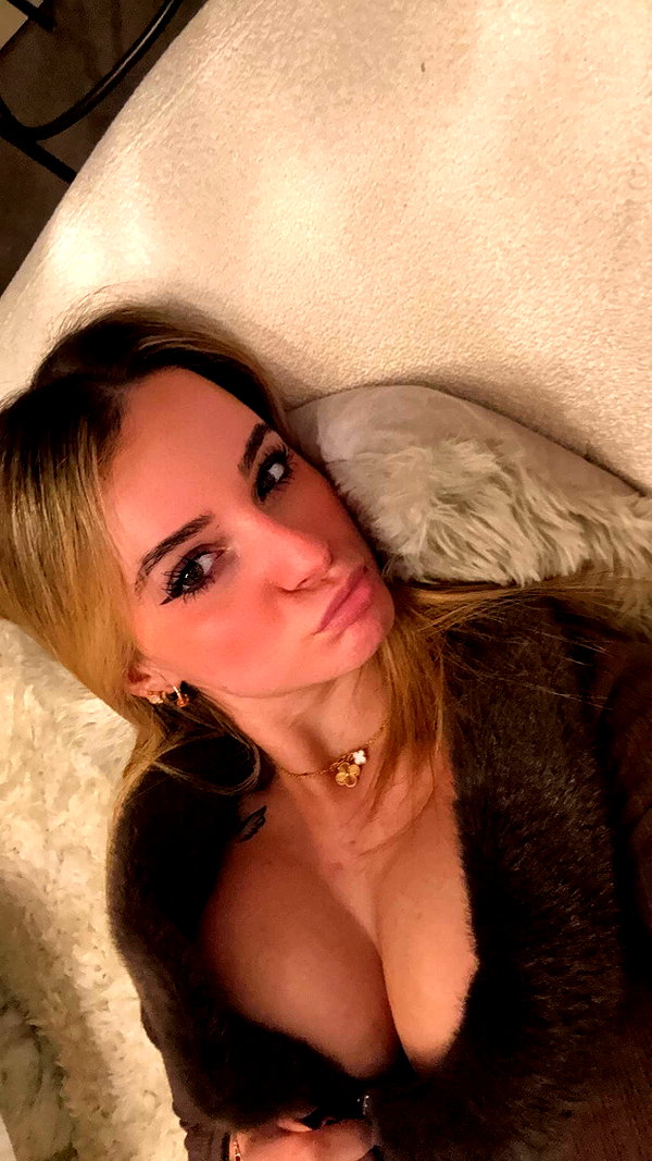 kaitlyn_krems snapchat image archive image