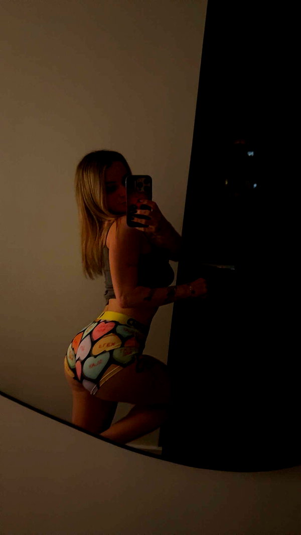 kaitlyn_krems snapchat image archive image