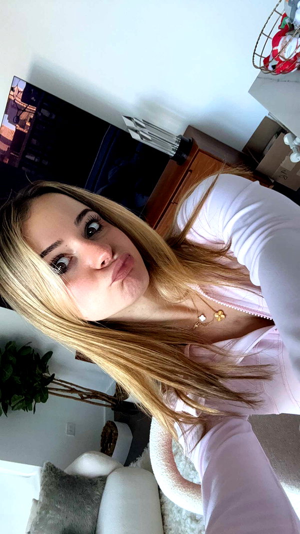 kaitlyn_krems snapchat image archive image