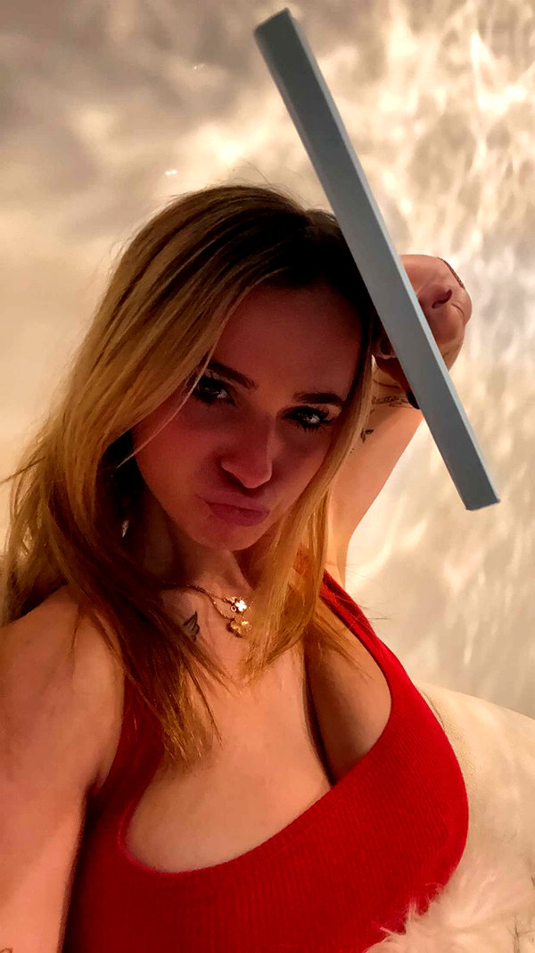 kaitlyn_krems snapchat image archive image