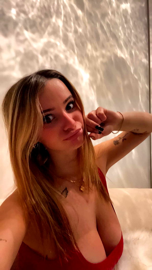 kaitlyn_krems snapchat image archive image