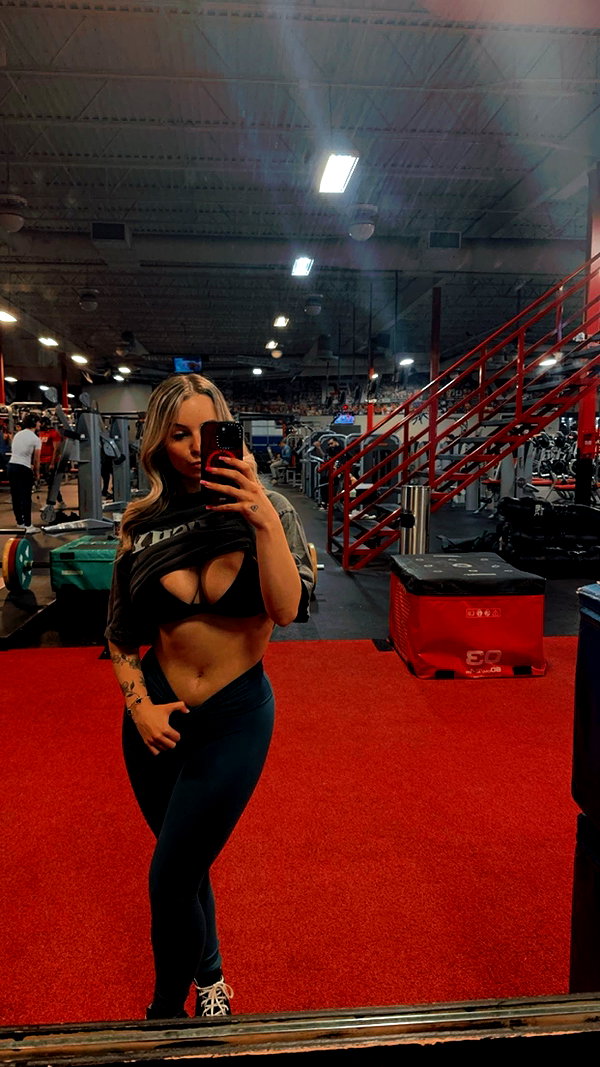 kaitlyn_krems snapchat image archive image