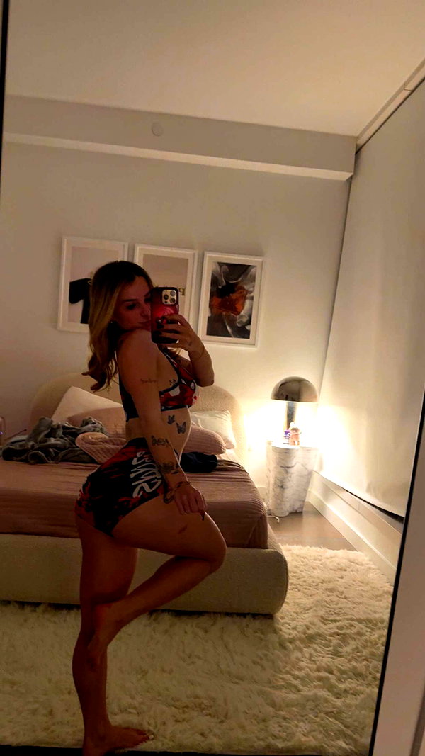 kaitlyn_krems snapchat image archive image