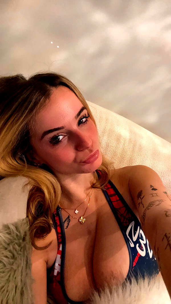 kaitlyn_krems snapchat image archive image