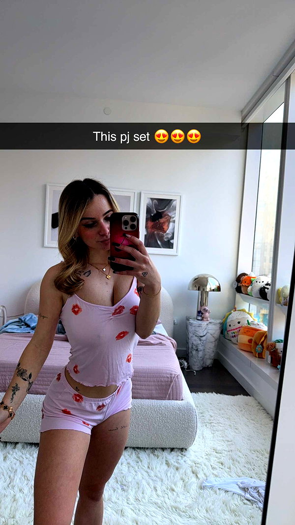 kaitlyn_krems snapchat image archive image