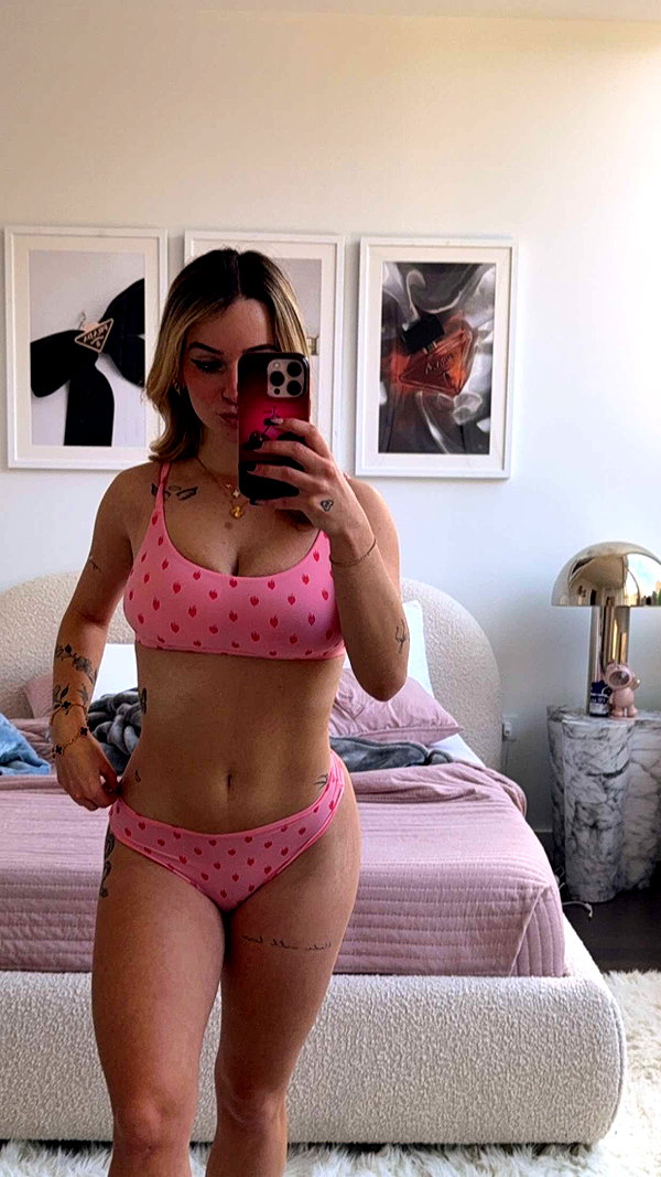 kaitlyn_krems snapchat image archive image