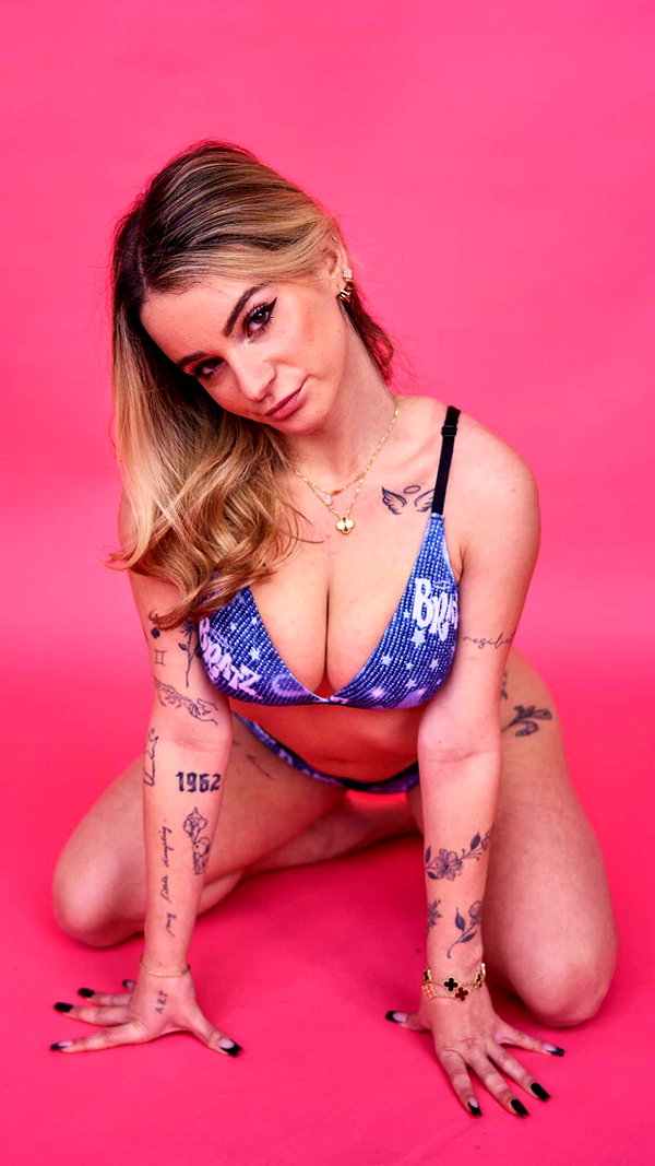 kaitlyn_krems snapchat image archive image