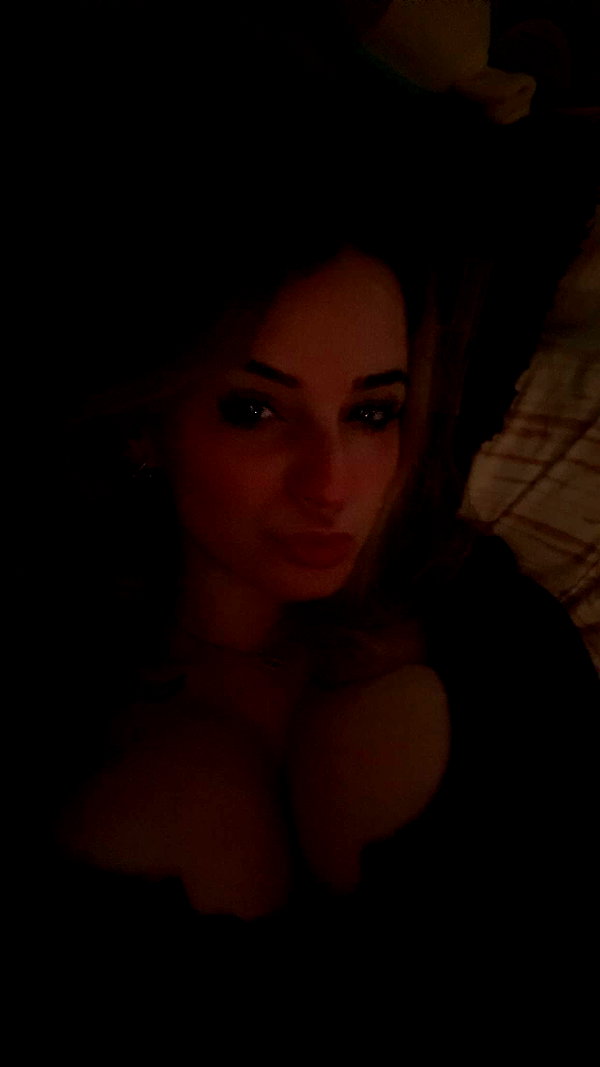 kaitlyn_krems snapchat image archive image