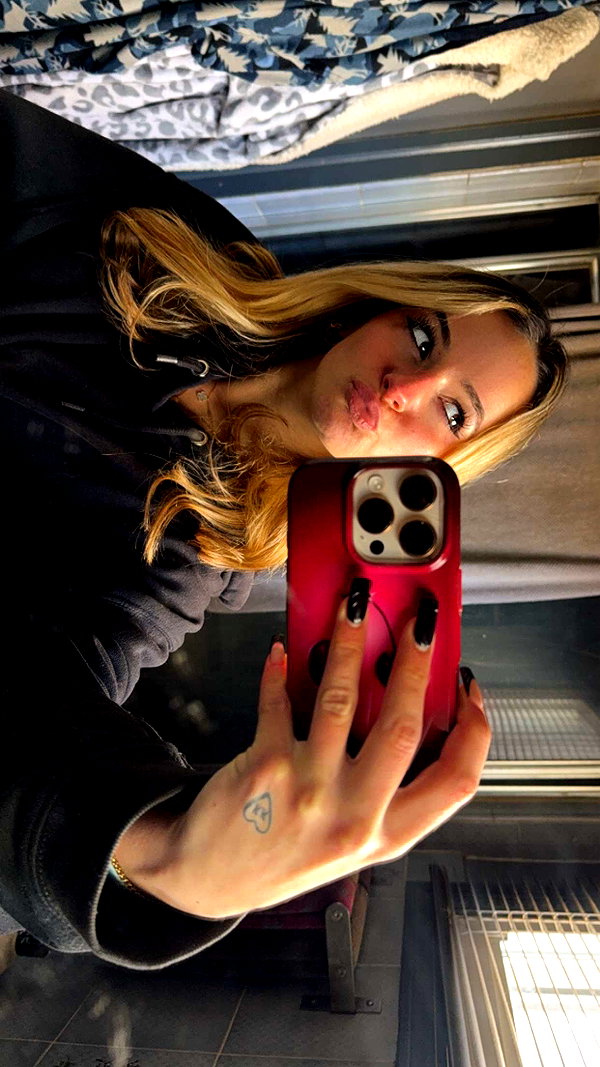 kaitlyn_krems snapchat image archive image