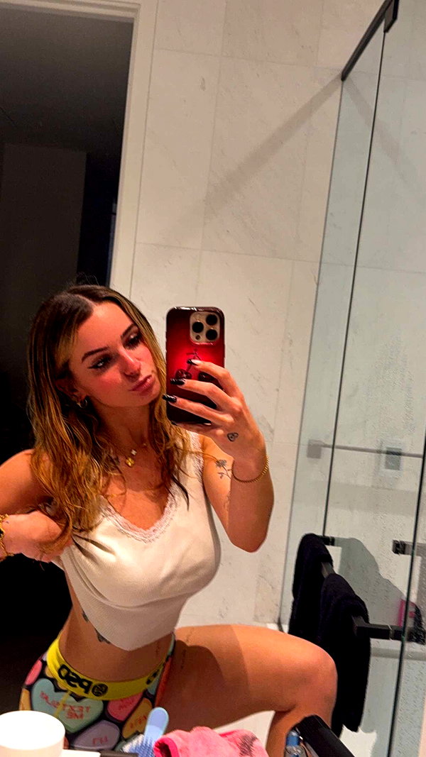kaitlyn_krems snapchat image archive image