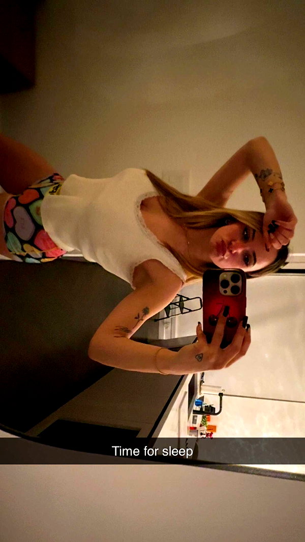 kaitlyn_krems snapchat image archive image