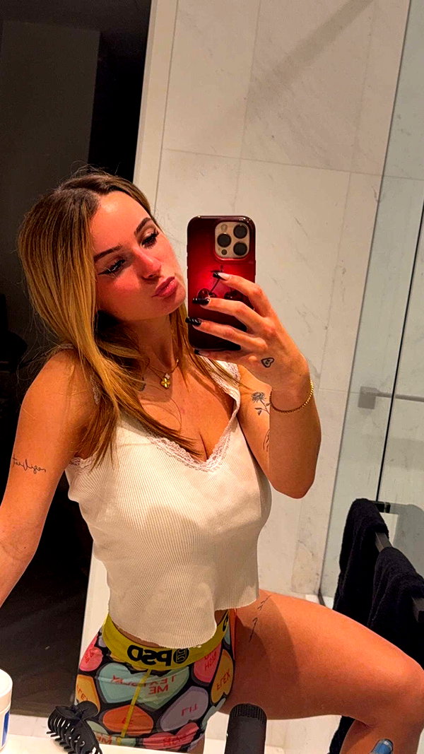 kaitlyn_krems snapchat image archive image