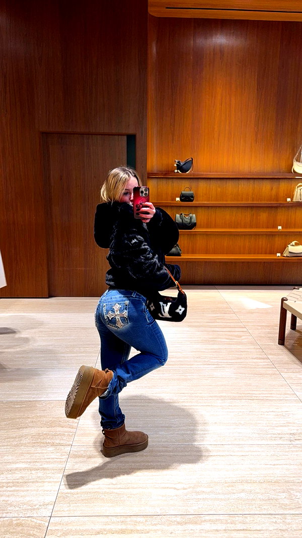 kaitlyn_krems snapchat image archive image