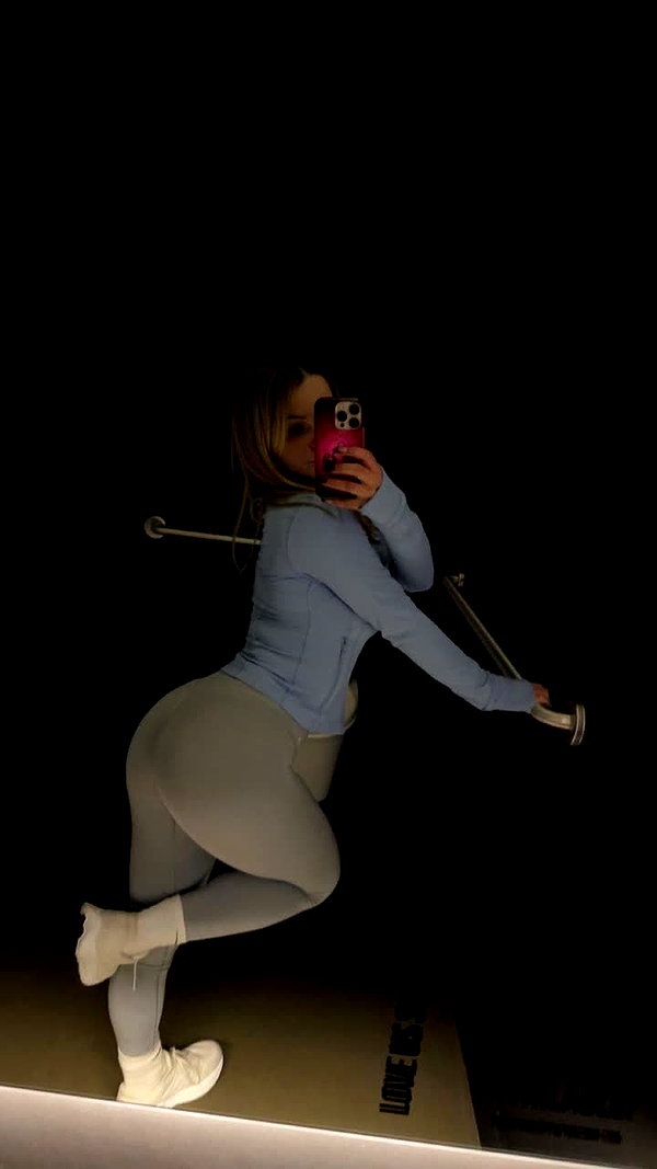 kaitlyn_krems snapchat image archive image