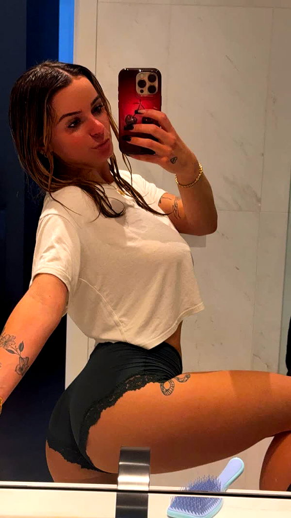kaitlyn_krems snapchat image archive image