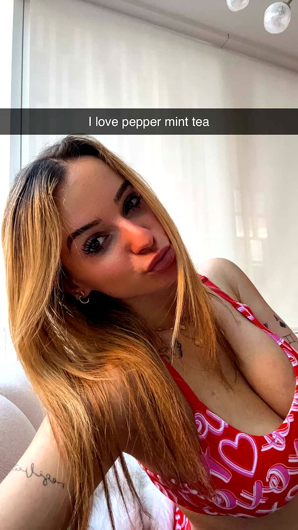 kaitlyn_krems snapchat image archive image