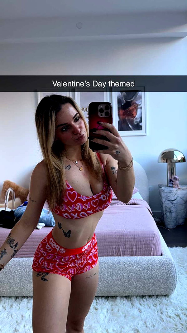 kaitlyn_krems snapchat image archive image