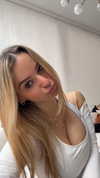 kaitlyn_krems Altpins Profile Picture